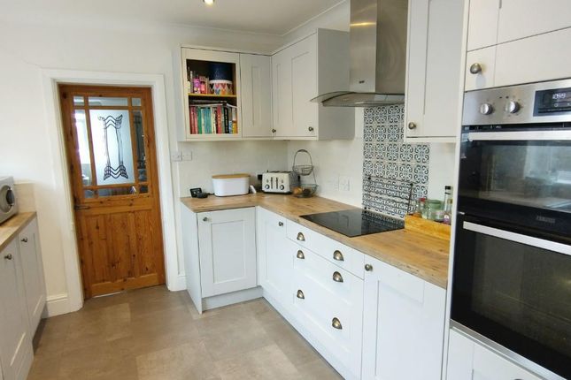 6, Chamberlayne Road, Southampton photo 3