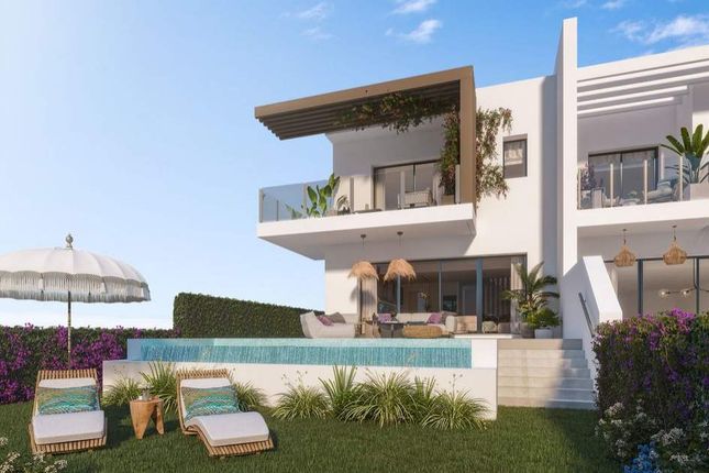 Town house for sale in El Chaparral, Andalusia, Spain