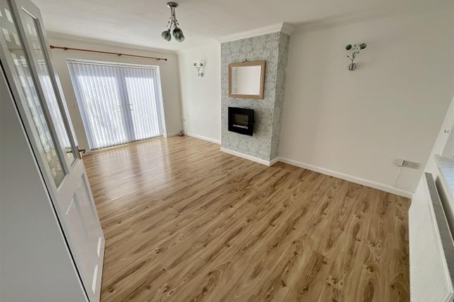 8, Dan Yr Allt, Llanelli photo 2