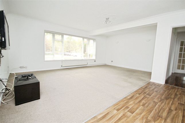 Newnham House, Loughton photo 3