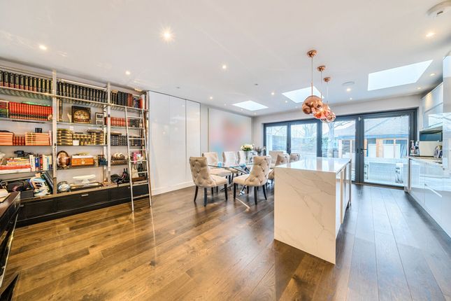 18 Abercairn Road, London photo 2