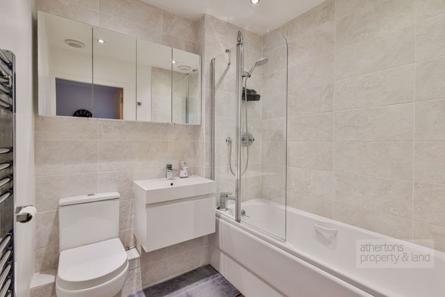25 Calderstones Drive, Clitheroe photo 4
