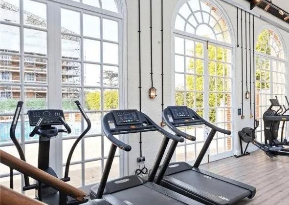 Sassoon Dr 4B  (18).Jpg