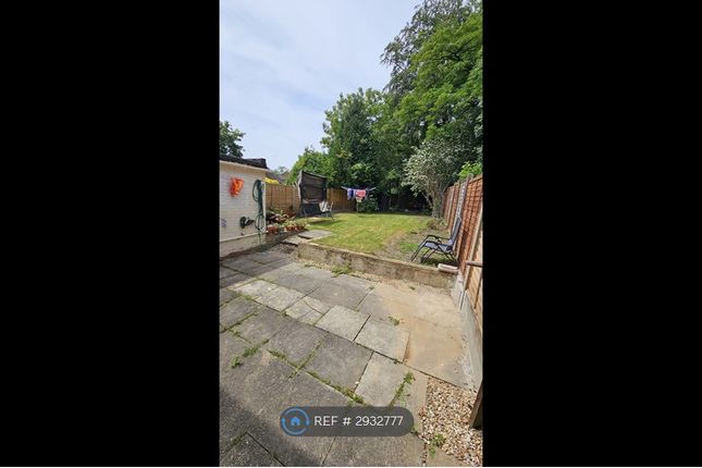 Rectory Lane, Bracknell photo 4