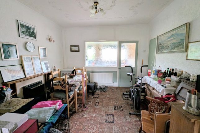 13, Heol Twrch, Lower Cwmtwrch photo 3