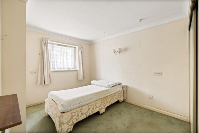 30 Kingsford Court, Coombe Valley Road, Dover photo 4