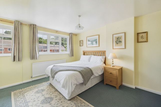 12 Eaton Street, Nottingham photo 4