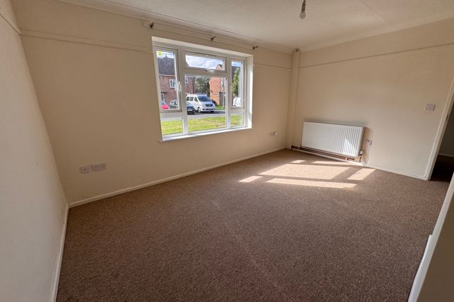 86, Blickling Street, West Raynham photo 4