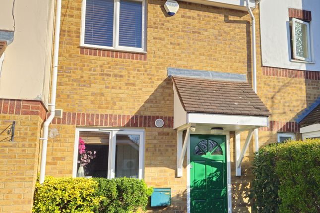 2-bed house on 11, Strouds Close, Chadwell Heath, Romford, Strouds Close, Chadwell Heath, Romford, Romford, £447,500