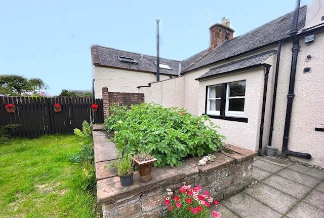 Terraced house for sale in Drumlanrig Street, Thornhill