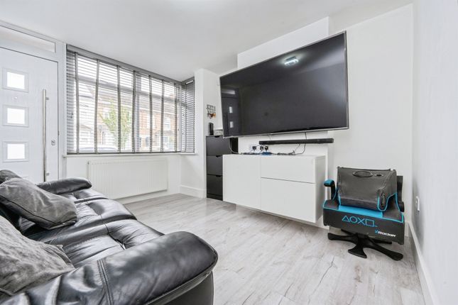 3, Gratton Road, Bedford photo 4