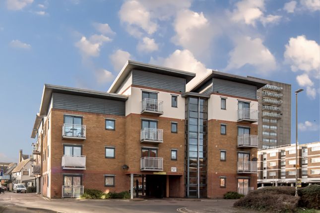 Thumbnail Flat to rent in Merchant Court, Bedford