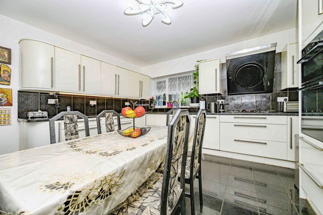 781, St. Albans Road, Watford photo 3