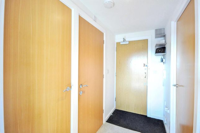 18 Reliant House, Margaret Street, Stone photo 3