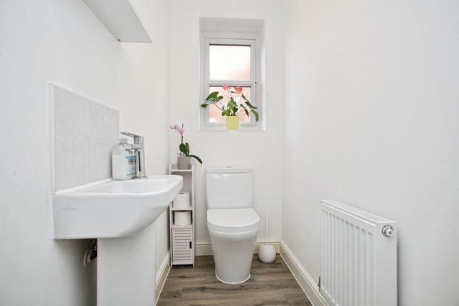9, Caradon Way, Rugby photo 4