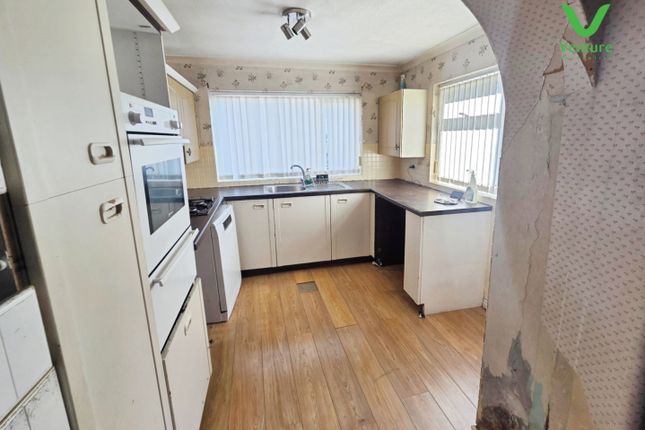 12, Swingfield Close, Crook photo 4