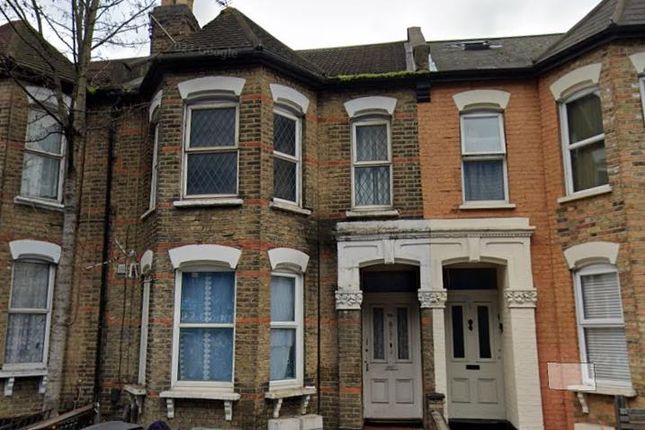 Thumbnail Flat to rent in Lordship Lane, London
