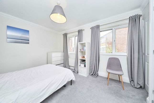 3, Townsend Mews, London photo 4