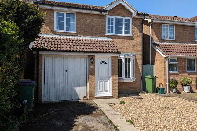 Detached house to rent in Newbury Close, Cheriton, Folkestone, Kent