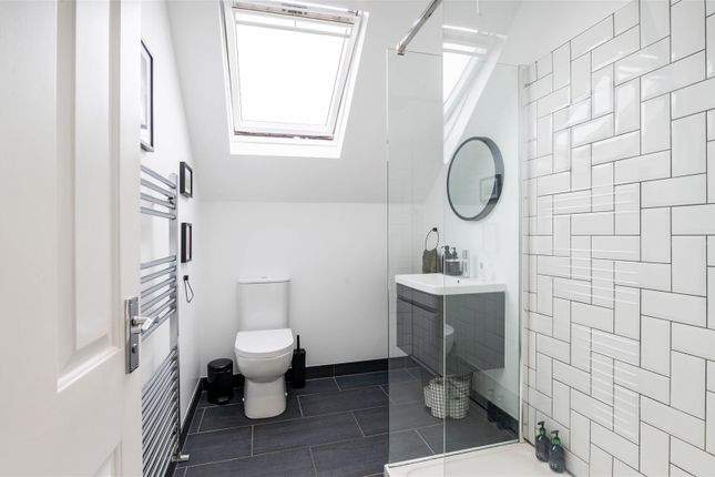 Shower Room / WC