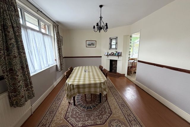 25, Kings Road Devon, Honiton photo 4
