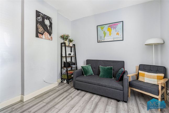 117, Coppetts Road, London photo 3