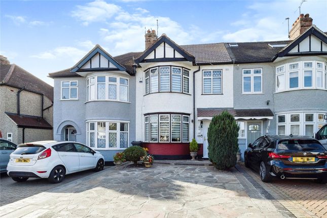 Thumbnail Terraced house for sale in Parkway, Woodford Green