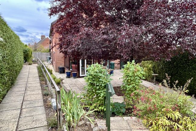 Hollylea, Stoney Lane, Ashmore Green Thatcham photo 2