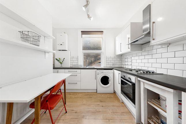 5 Loughborough Mansions, Coldharbour Lane, Brixton photo 4