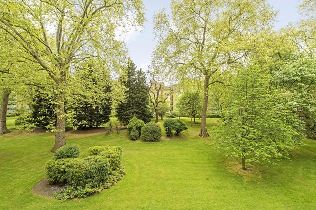 Flat 2, 5, Elm Park Gardens, London photo 2