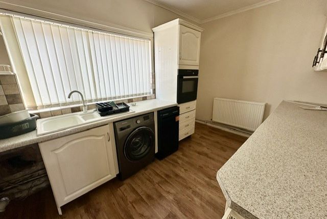 28, The Avenue, DONCASTER photo 3