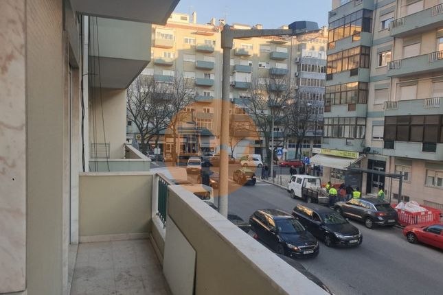 Apartment for sale in Benfica, Lisboa, Lisboa