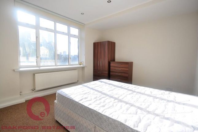 45 Warren Court, Euston Road, Euston photo 4