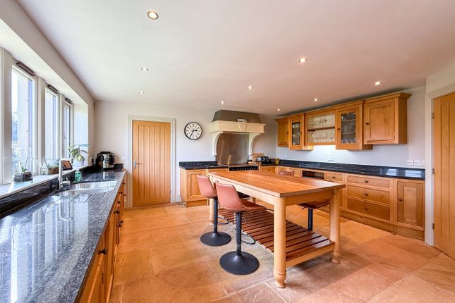 5, Mission View, Holmfirth photo 4