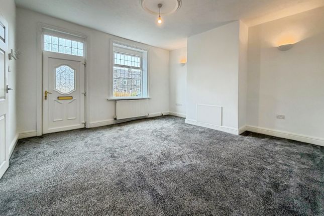 19, Beacon Street, Bradford photo 2