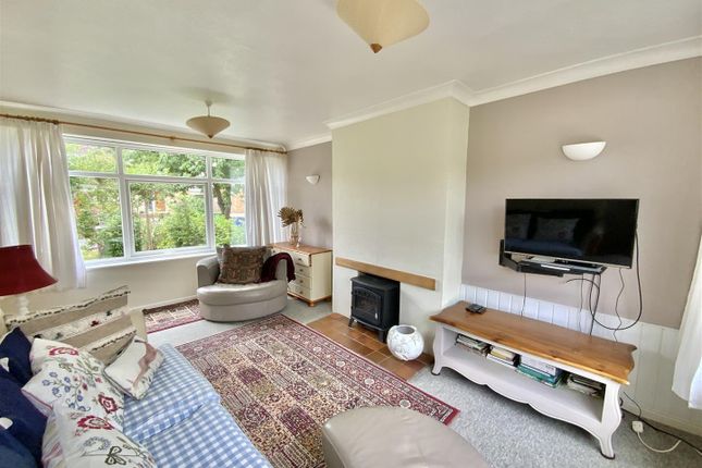 10, Eastfield Crescent, Towcester photo 2