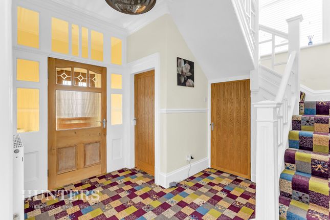 799, Ripponden Road, Oldham photo 4