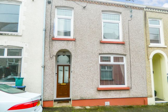 12 Alexandra Street, Ebbw Vale photo 3