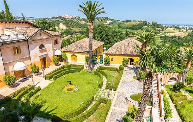 Property for sale in Southern Marche, Umbria, Italy