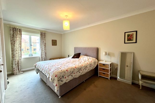 18, Ashley Gardens, Guildford photo 4