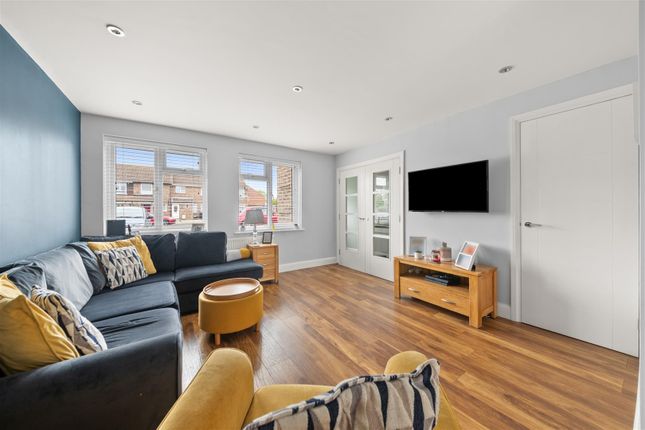 139, Leas Drive, Iver photo 3
