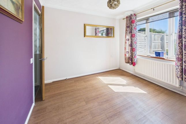 11, Grove Gardens, Southampton photo 3