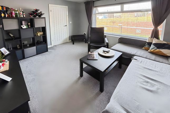 166 Galsworthy Road, South Shields, Tyne and Wear photo 3