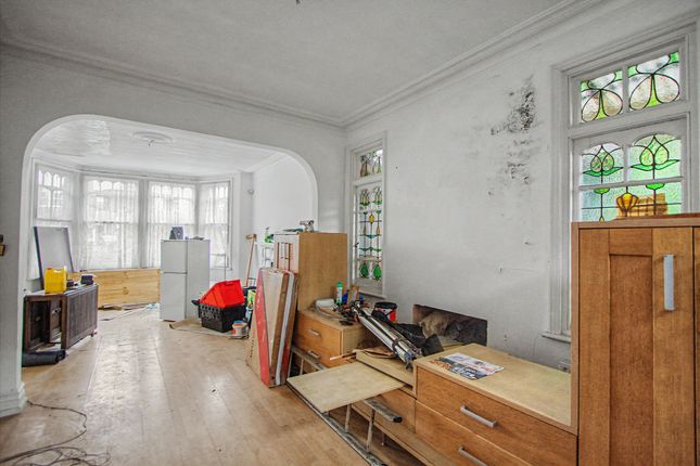 17 Netherfield Road, London photo 4