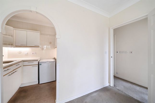 Flat for sale in Henry Road, Oxford, Oxfordshire