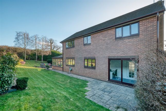 Detached house for sale in Thorncliffe Close, Callow Hill, Redditch