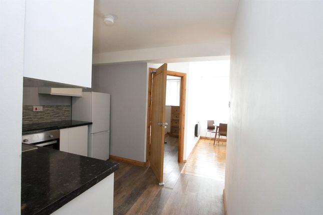 Flat for sale in Broadway, Roath, Cardiff