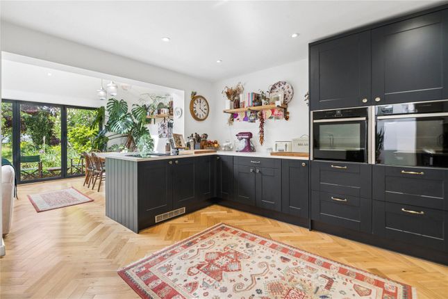 Little Crwys Cottage, 8, Heathfield Avenue, Henley-on-Thames photo 4