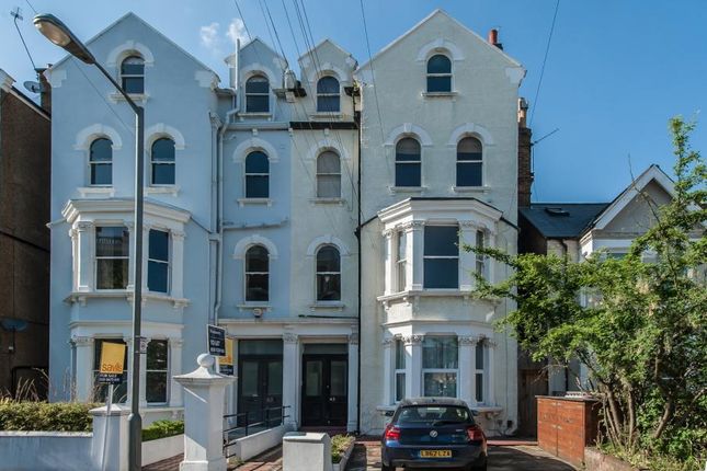 Flat 5, 45, Sisters Avenue, London photo 4