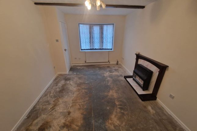 30, Castle Street, Wednesbury photo 3